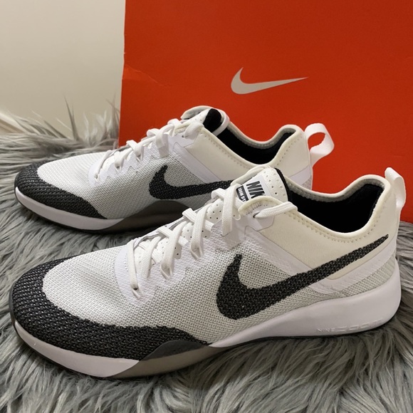 zoom dynamic nike